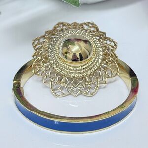 Jewelry Set. Talbots Blue & Gold Bangle & Vintage Trifari Brooch. Stunning!